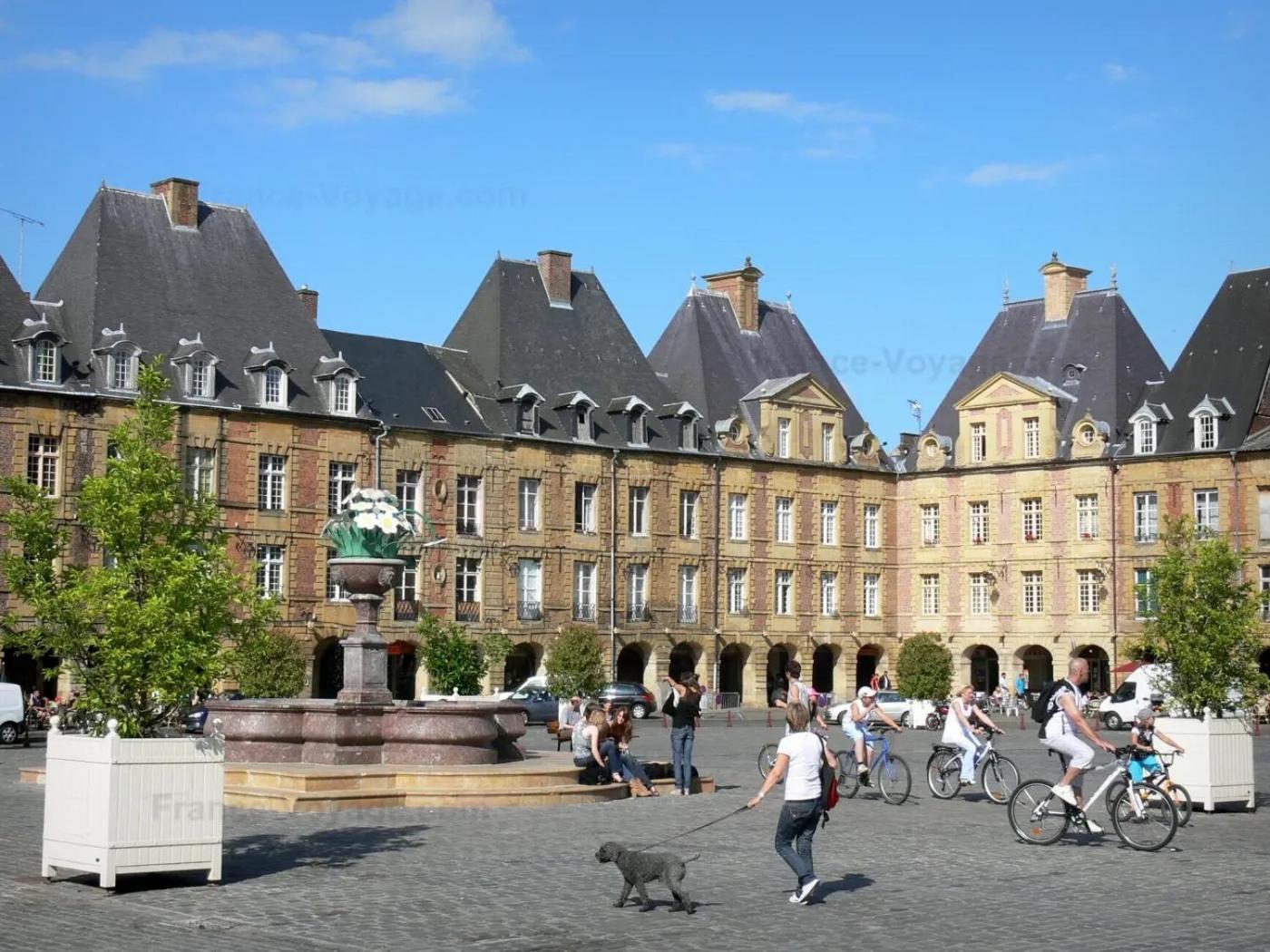 Le Petit Ardennais Charleville-Mezieres Ngoại thất bức ảnh