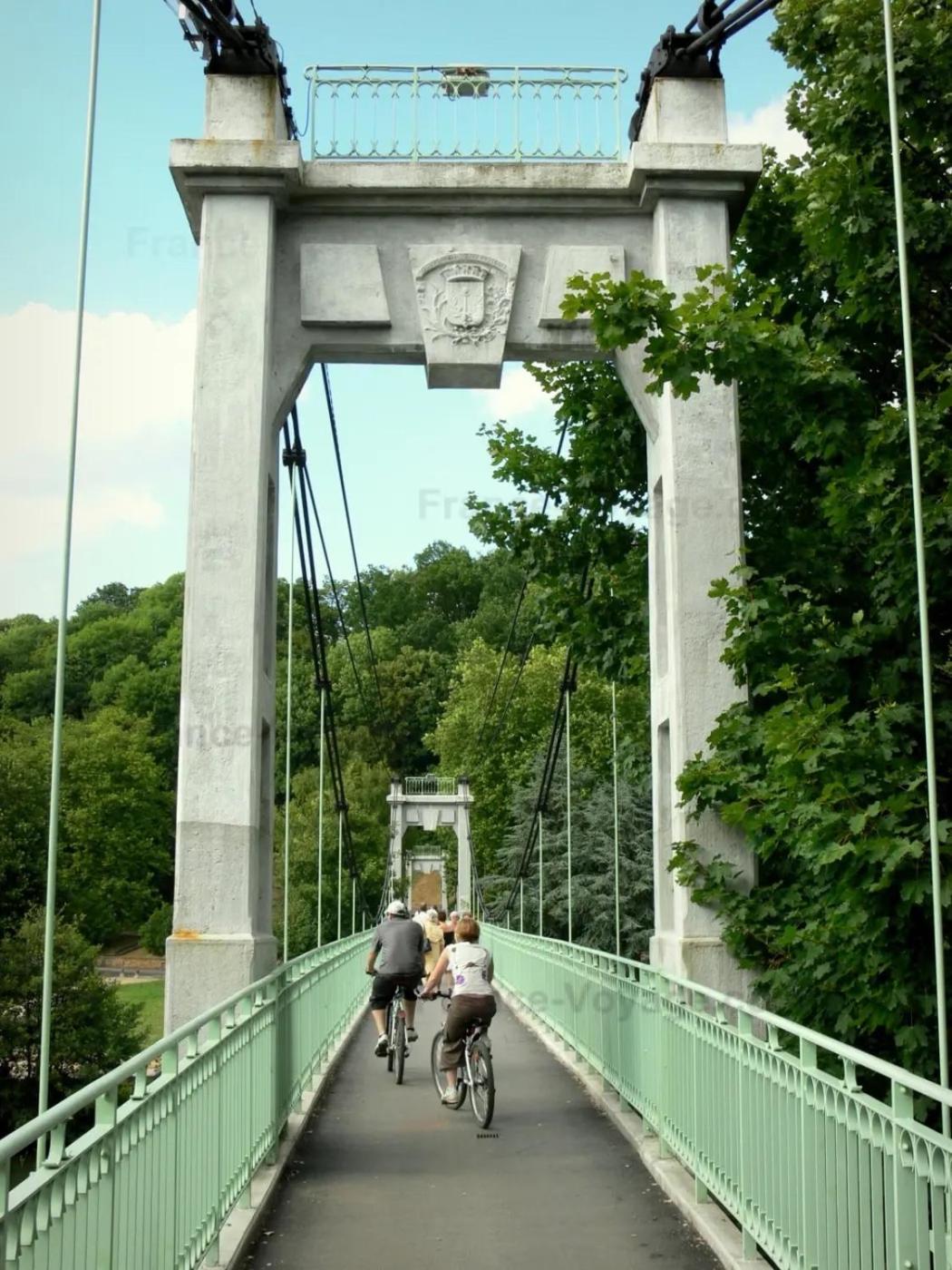 Le Petit Ardennais Charleville-Mezieres Ngoại thất bức ảnh